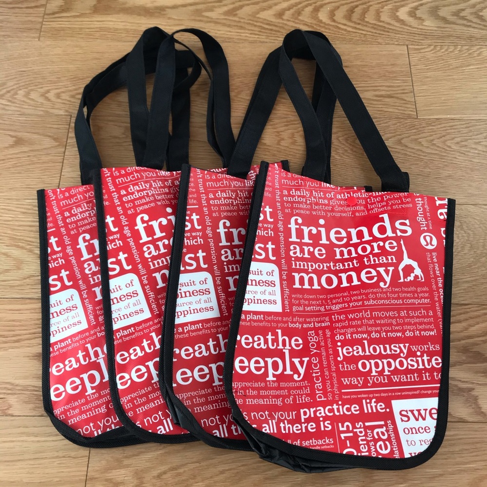 4 Lululemon Reusable Bags